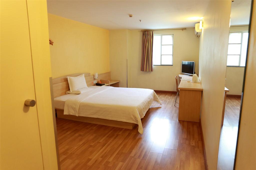 7Days Inn Guilin Railway Station Rom bilde